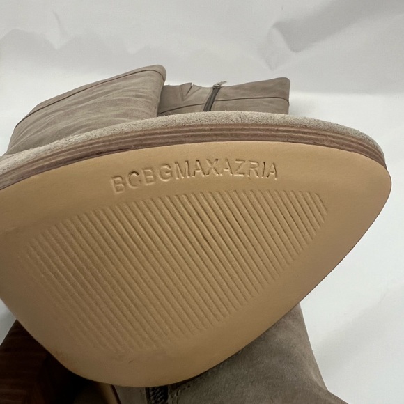 NEVER WORN TAN BCBG MAXAZRIA LEATHER SUEDE - Picture 9 of 12